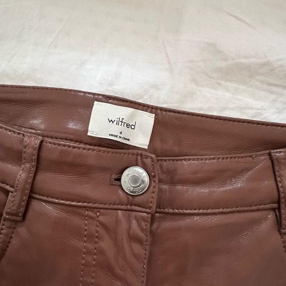 Melina Pant - Wilfred - Aritzia - size 4 regular length - Picture 2 of 4
